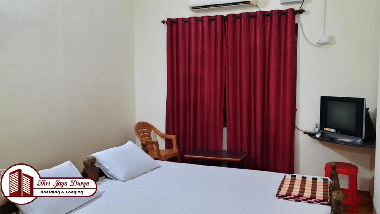 Shri Jaya Durga Boarding & Lodging Udupi Exterior foto